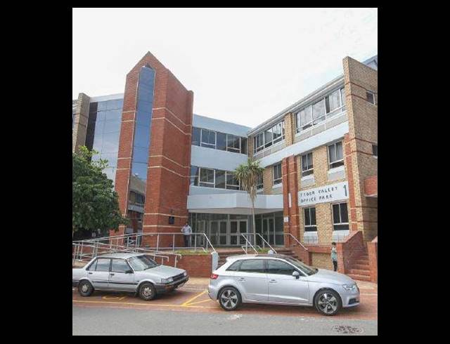 1,077M² OFFICE TO LET IN TYGER VALLEY